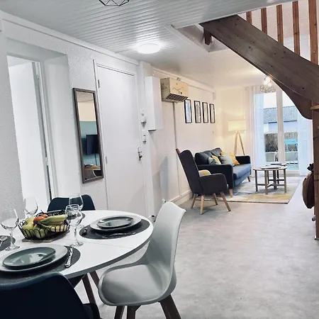 Nid Des Puys - 2 - Terrasse - Balcon - Parking - Clim Apartment