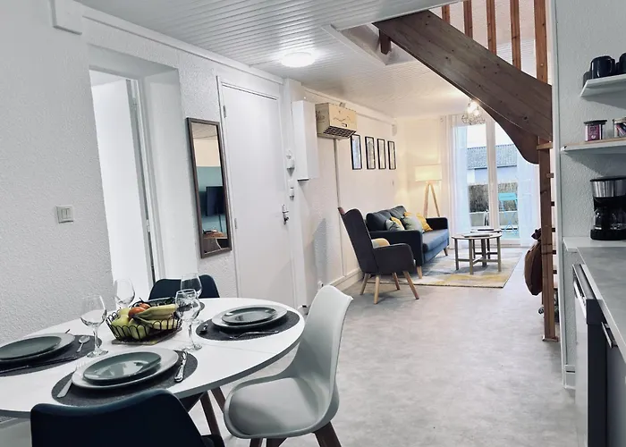 Nid Des Puys - 2 - Terrasse - Balcon - Parking - Clim Apartament